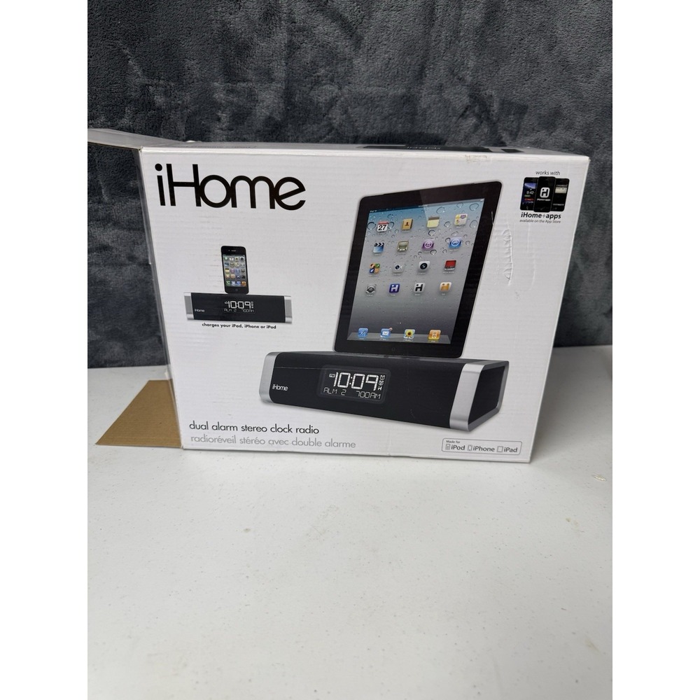 iHome iDL45 Dual Alarm Clock Radio & Lightning Dock Boxed